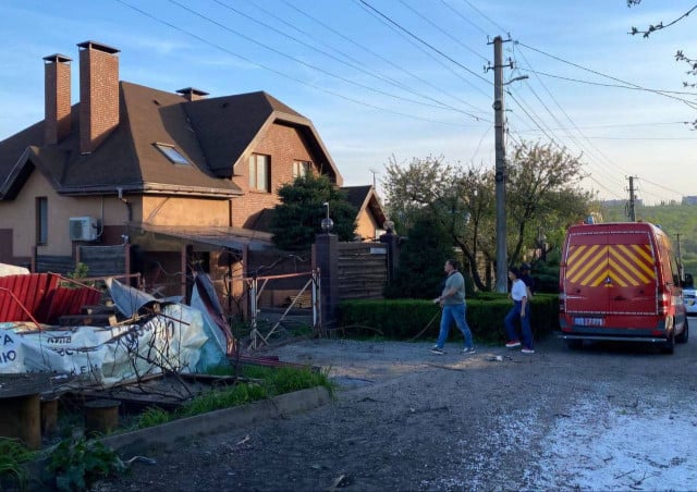 От вчерашней атаки по Днепру пострадали 12 взрослых и ребенок