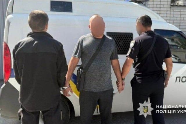 В Днепропетровской области мужчина под видом священника обманул пенсионерку В Днепропетровской области мужчина под видом священника обманул пенсионерку