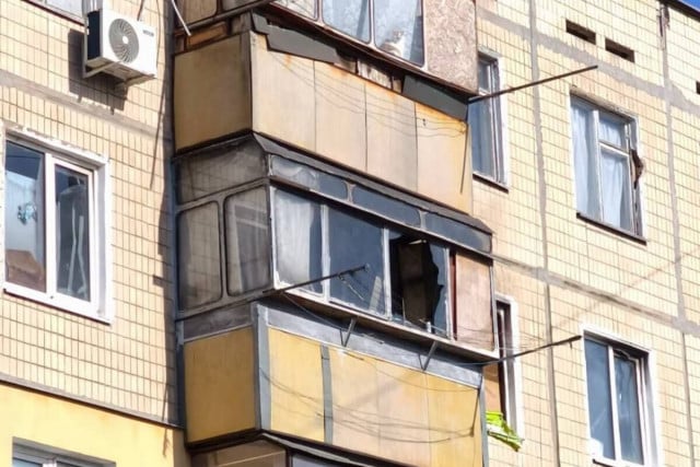 Россияне обстреляли Никополь артиллерией: ранены три женщины