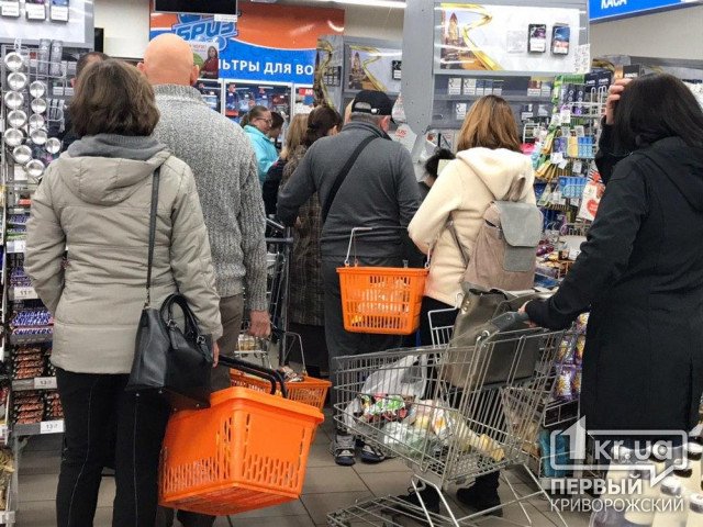 Криворожанина, который неоднократно воровал из супермаркетов косметику и алкоголь, посадят в тюрьму на 2 года