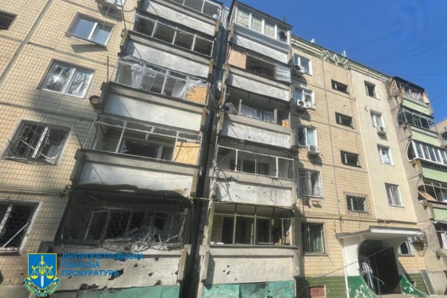 Восемь пострадавших: по факту обстрела Никополя возбуждено уголовное дело