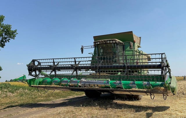 Аграрии Днепропетровщины начали сбор проса и гречихи