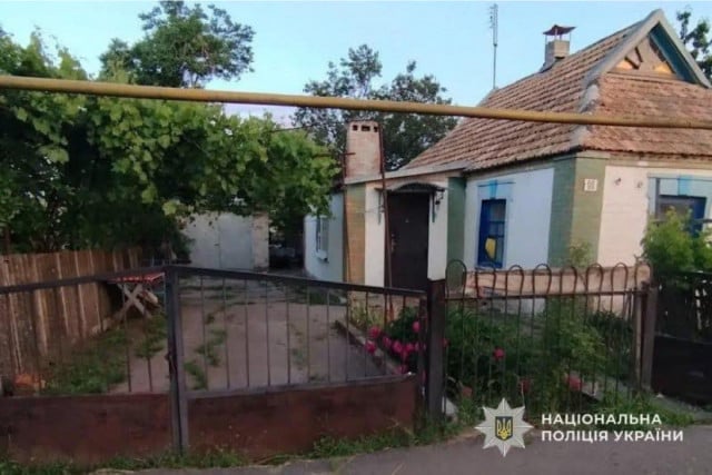 Обесточил дом, разбил окно и напал на пенсионеров: на Криворожье задержали подозреваемого